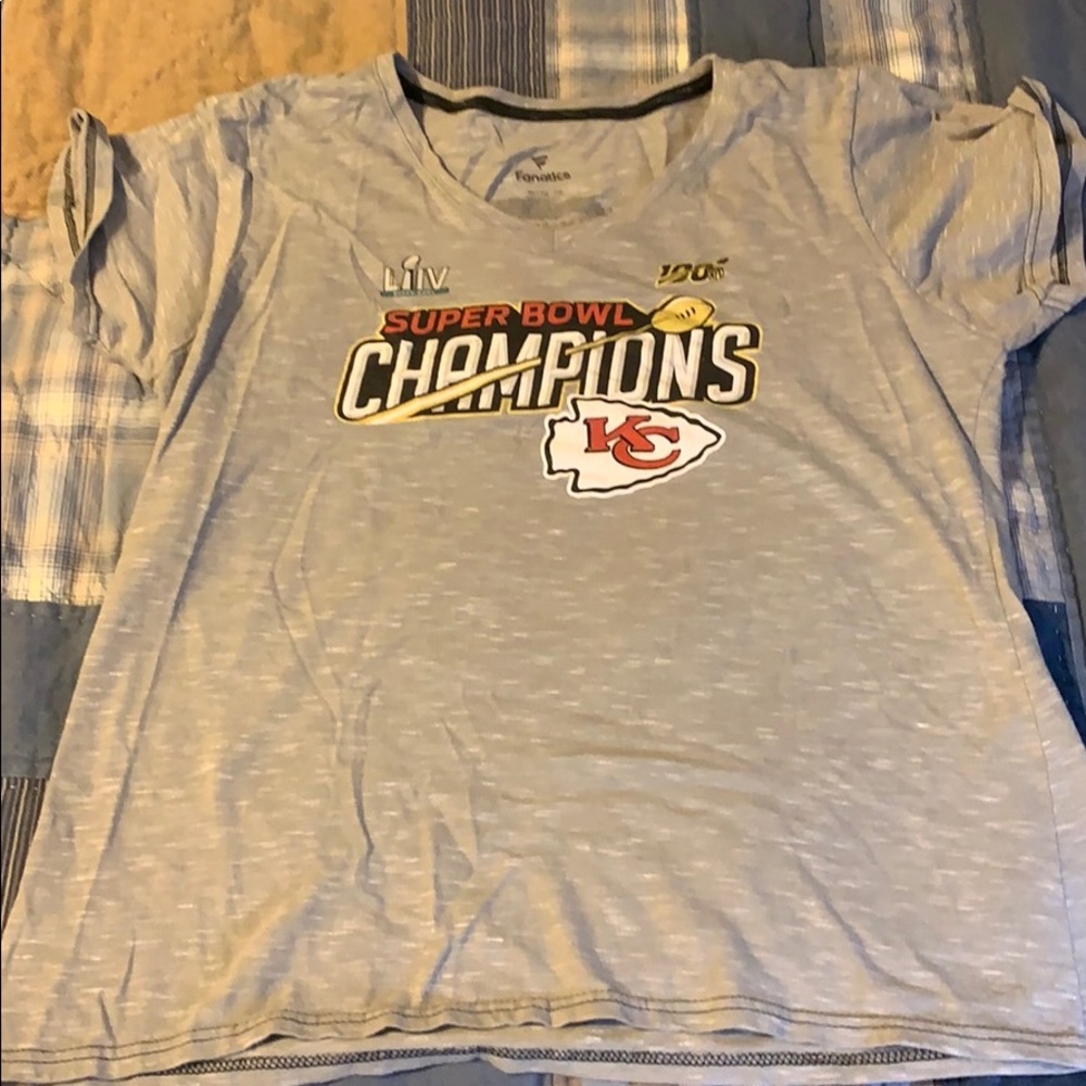 Chiefs T-shirt